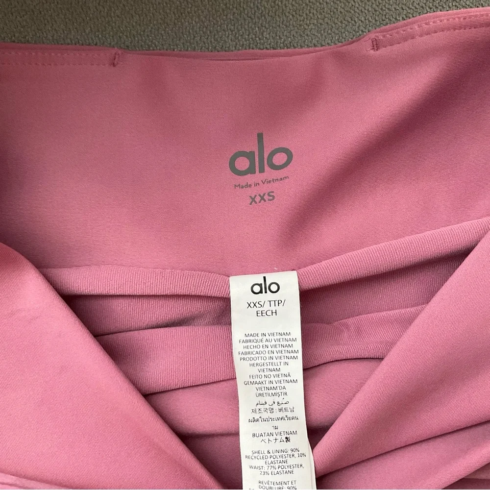 Alo Yoga V-Cute Running Short Pink Wild Rose XXS